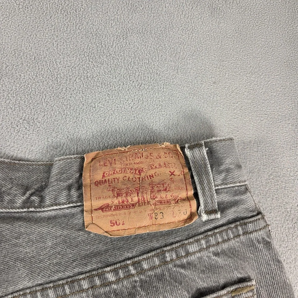 Vintage Levis 501 Jeans Mens Gray Made USA Button Fly Denim 90s Y2K Fits 30x27